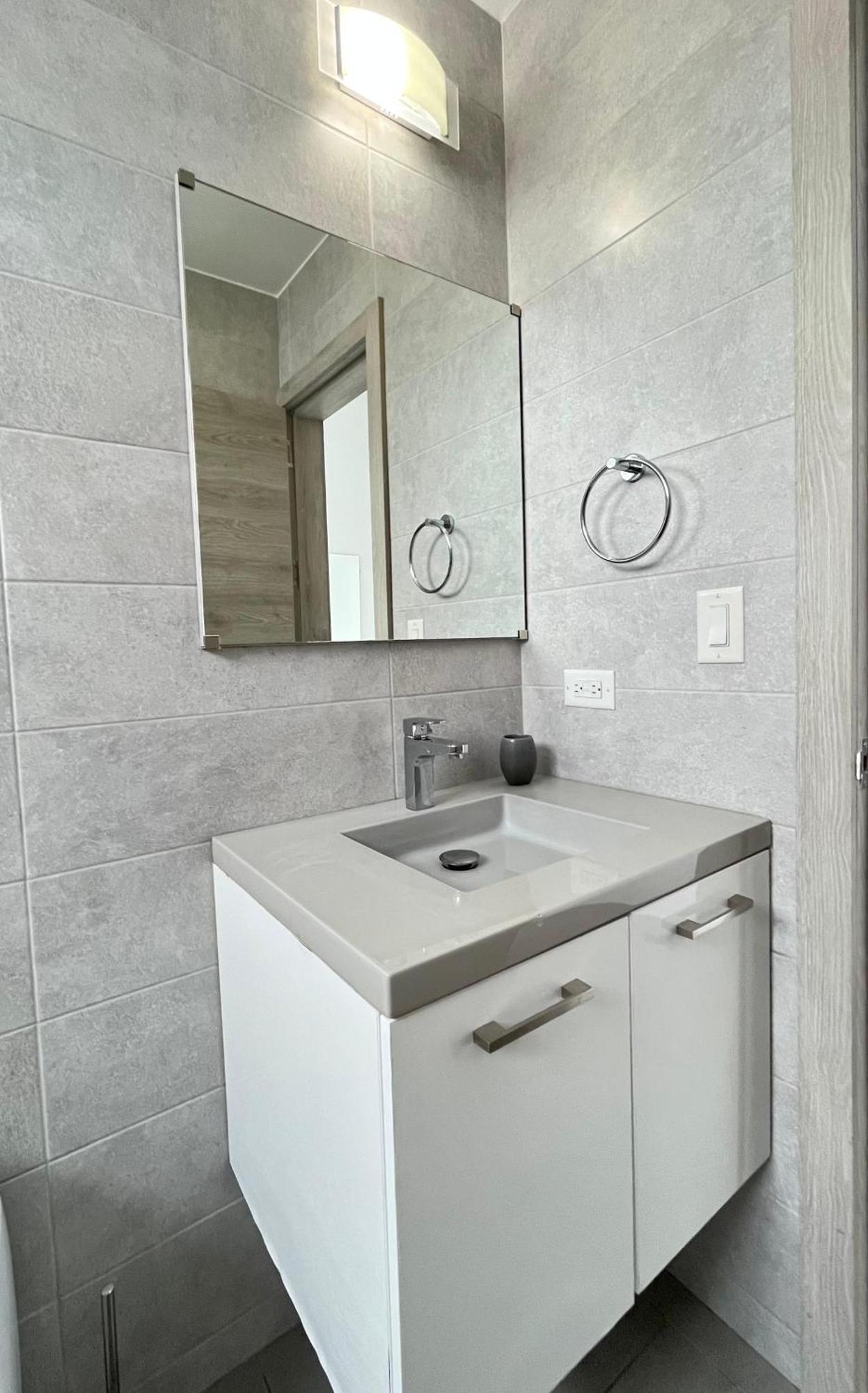 Apartment Signature Point Bella Vista, Sea View 2 Br *